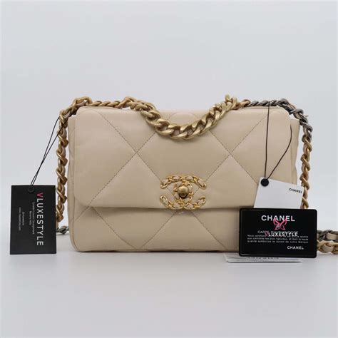 chanel 19 small beige|Chanel 19 waist bag size.